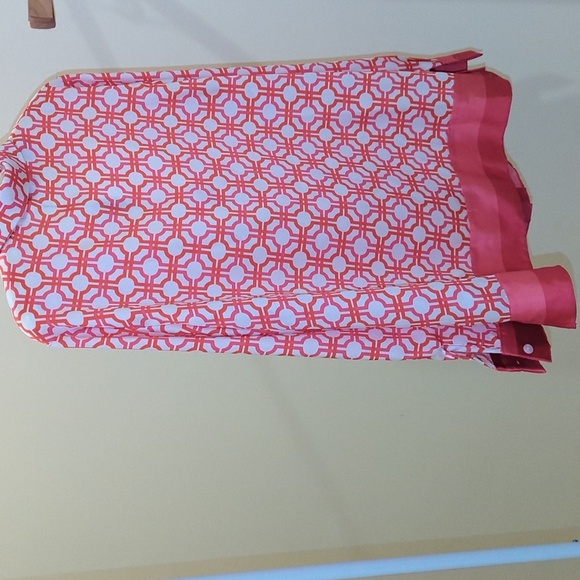 Lauren Pierre NWT gorgeous just Scapa blouse. Size large. - Picture 5 of 6